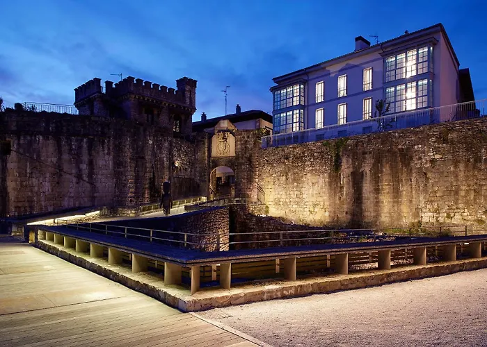 H Suite4a By Smiling Apartment