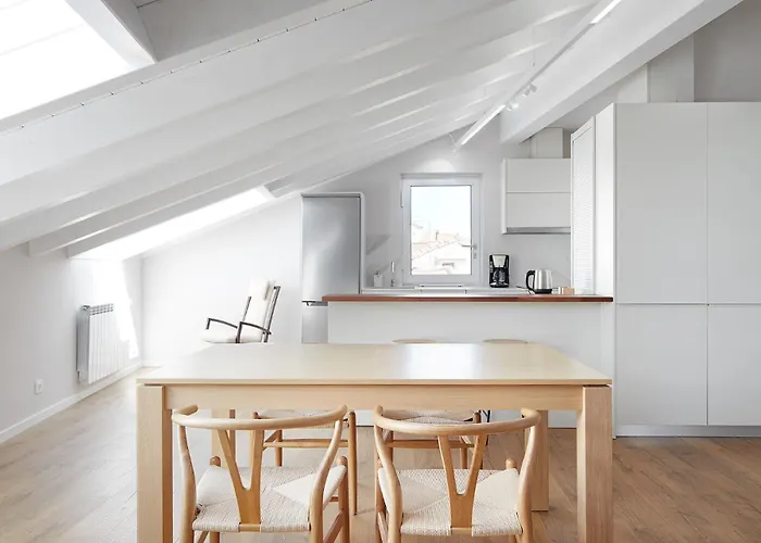 Apartment H Suite4a By Smiling *