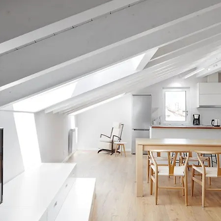 H Suite4a By Smiling * Hondarribia